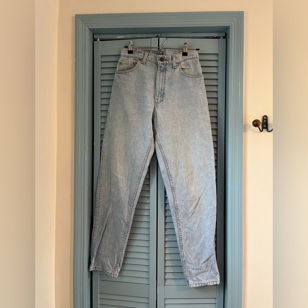 Vintage Levi’s 550 | Lightwash | 29” Waist
